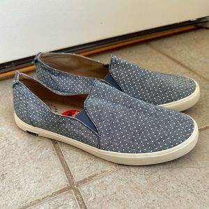 NWT Roxy Shoes 7 Rincon Sneakers Denim Blue Canvas Polka Dots Low‎ Top SIZE 9.5